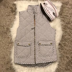 Francesca’s Collections Puffer Vest Plaid Gray (S)